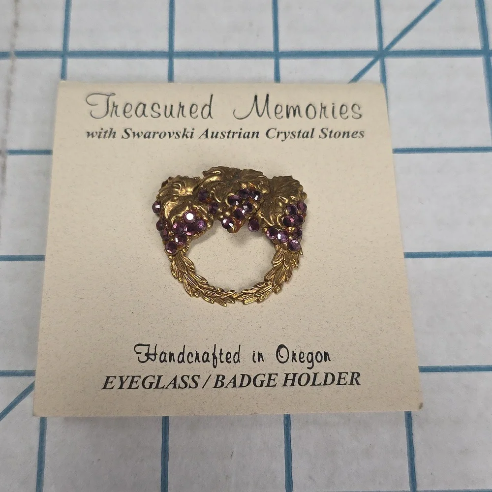 Treasured Memories Eyeglass/Badge Holder, Handcrafted In‎ Oregan 2000s #1062